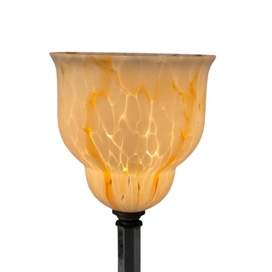 Image 1 of Kunst Deco – Tischlampe – Kelchförmiges, mehrfarbiges Glas – Silber Sockel mit Netzschalter