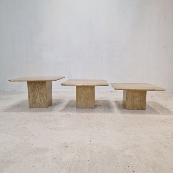 Image 1 of Satz von 3 Couchtischen aus Travertin, Italien 1980