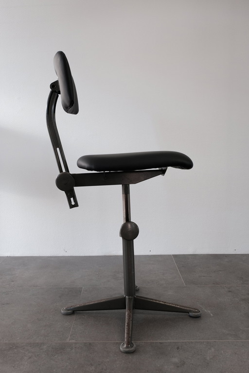 Vintage Bürostuhl von Friso Kramer für Ahrend The Circle, 1960
