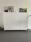Handgefertigter Schrank