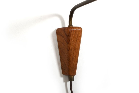 Image 1 of Dänische Wandleuchte aus Messing und Teakholz, 1950er Jahre