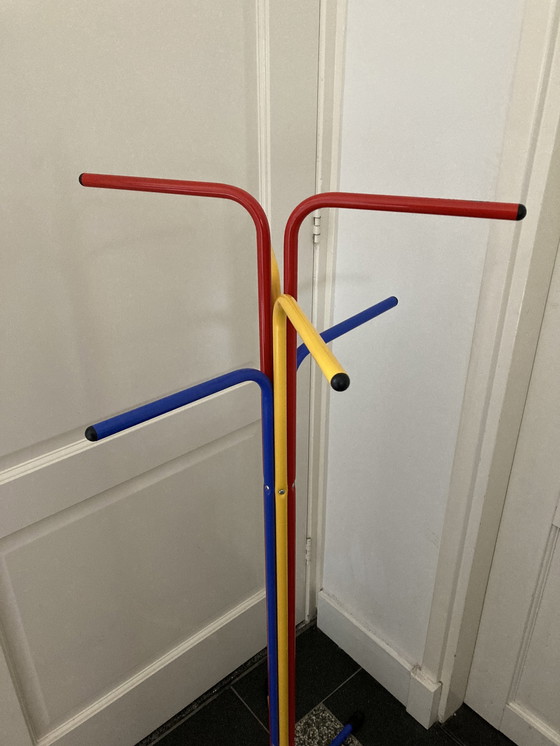 Image 1 of Der Plagg-Haubenanschlag