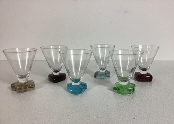 Image 1 of Satz farbiger Art-Déco-Gläser mit passendem Tablettglas