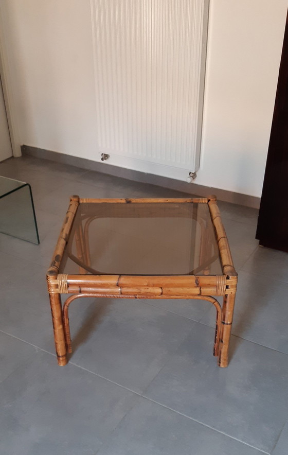 Image 1 of Vintage-Couchtisch aus Rattan, Bambus und Rauchglas im Stil von Vivai del Sud
