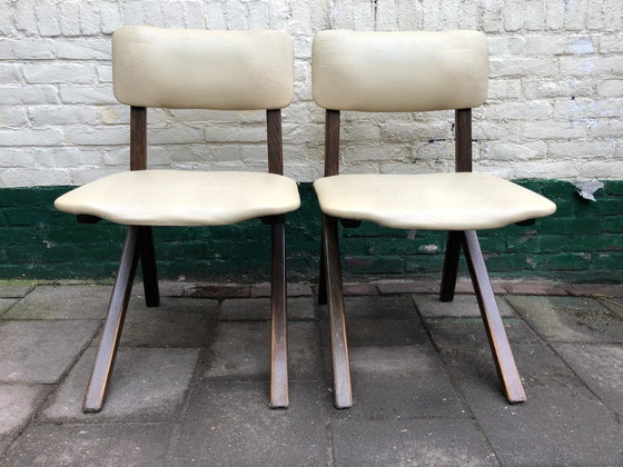 Image 1 of 2 Designstühle aus Eiche