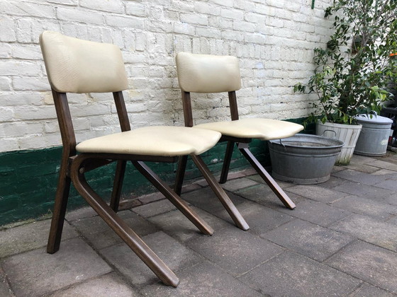 Image 1 of 2 Designstühle aus Eiche