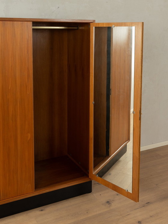 Image 1 of  1950er Garderobe