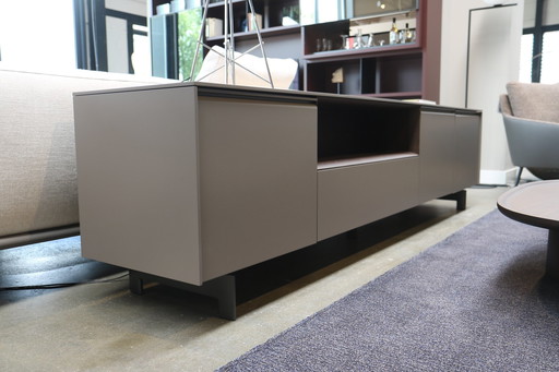 Molteni&C - Pass-Wort-Revolution