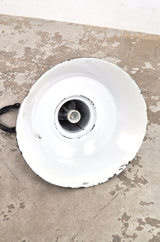 Image 1 of Vintage-Emaille-Lampe
