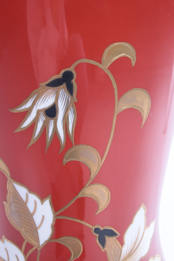 Image 1 of Wallendorf Große rote Porzellanvase mit goldenen Blumen
