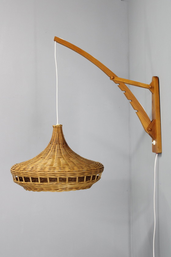 Image 1 of 1960er Wandlampe aus Holz von Pokrok Zilina, Tschechoslowakei