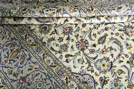 Image 1 of Handgeknüpfter Keshan Kork Orientteppich – 360 X 261 Cm – Klassisches Blumenmuster In Blau Und Creme