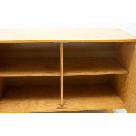 Image 1 of Vintage U-450 Lowboard aus Buche von Jiří Jiroutek für Interiér Praha, Tschechoslowakei 1960