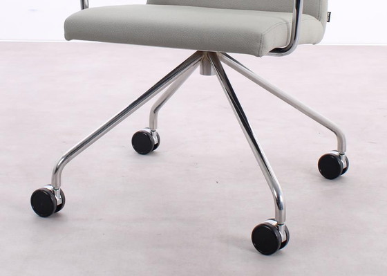 Image 1 of Martela Form Stuhl beige