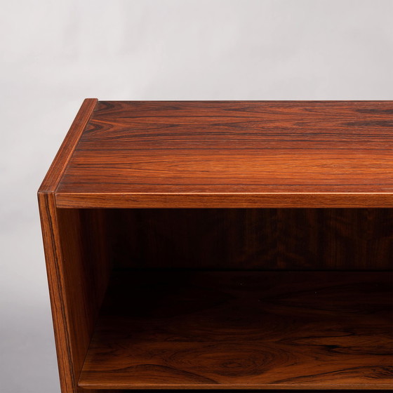 Image 1 of Mittelgroßes Bücherregal