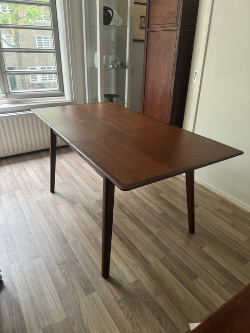 Dänischer Design-Esstisch Mid Century