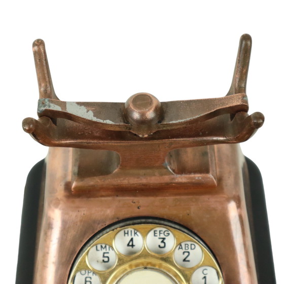 Image 1 of Altes Wählscheibentelefon aus Kupfer