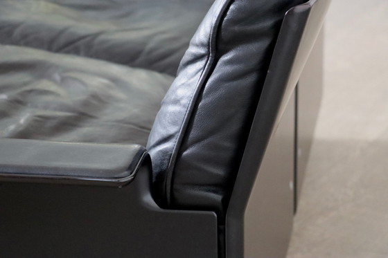 Image 1 of Dieter Rams Modell 620 Zweisitzer-Sofa mit Ottomane in schwarzem Leder für Vitsoe, 1980er Jahre