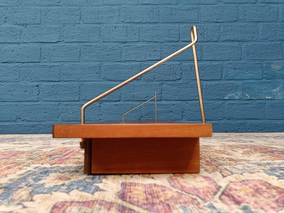 Image 1 of Vintage-Wandregal mit Schubladen