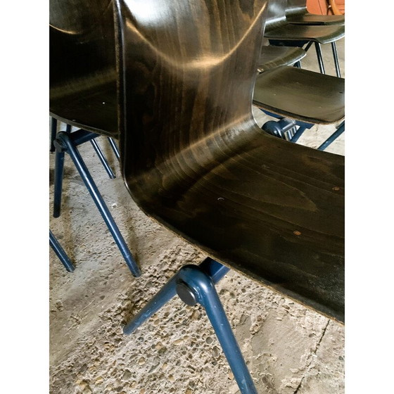 Image 1 of Satz von 12 Stühlen Modell S30 aus Metall und Pressholz von Galvanitas für Pagholz und Thurop SA