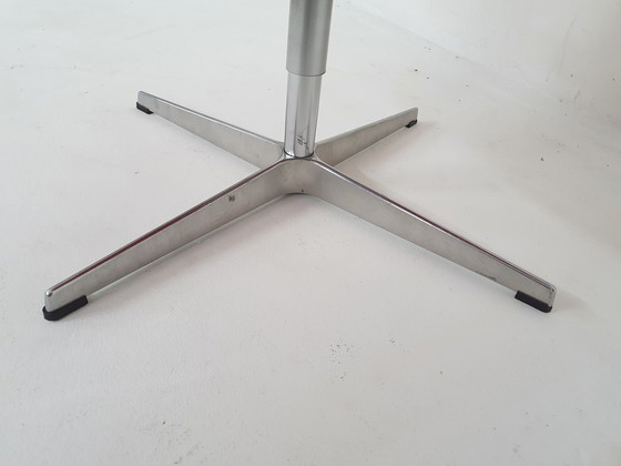 Image 1 of Arne Jacobsen für Fritz Hansen Fauteuil "Schwan" 2005