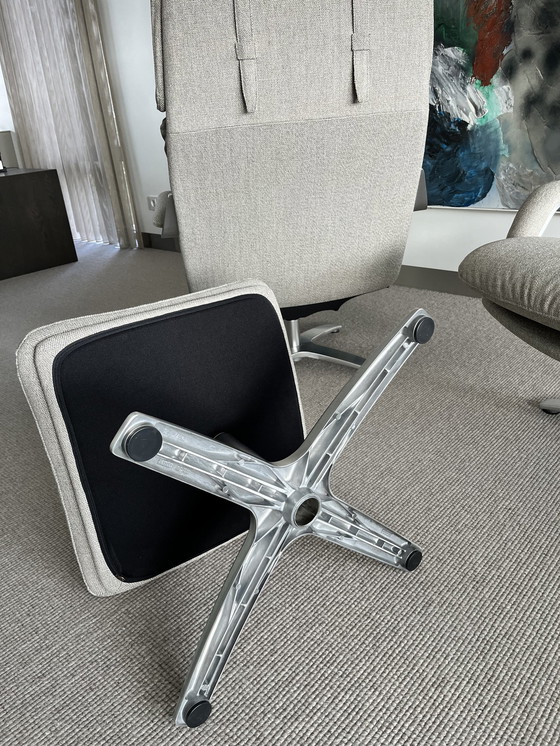 Image 1 of Sessel und Hocker von Nasa Furniture Berg