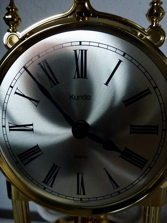 Image 1 of Vintage "Anniversary" Kundo Stolp Uhr.