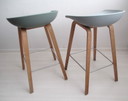 Zwei Heu über einen Hocker Ace 32 Barhocker