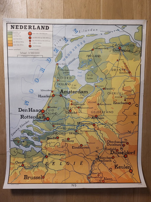 Alte Schulkarte Niederlande und Britische Inseln, Rossignol, Frankreich, 1980er Jahre