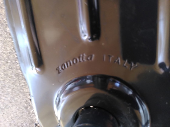 Image 1 of Zanotta Esstisch Granit