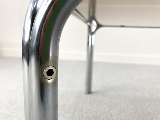 Image 1 of Italienischer Design-Beistelltisch