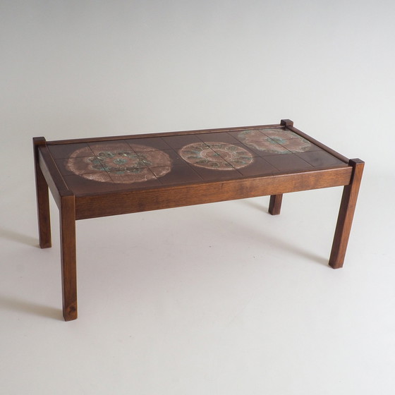 Image 1 of Mid Century Couchtisch aus Holz mit Keramikfliesenplatte