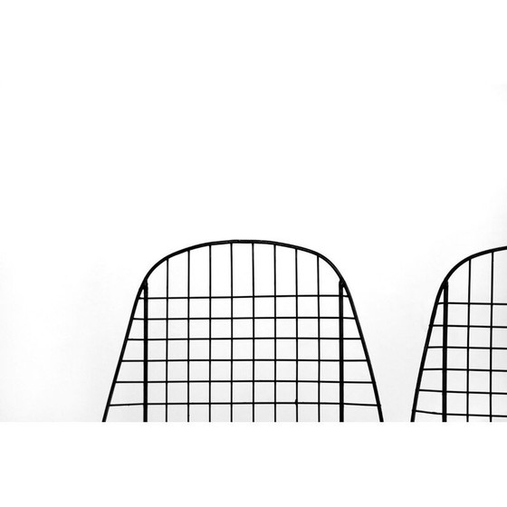 Image 1 of Satz von 5 Vintage skandinavischen Mid Century modern minimalistischen schwarzen Draht Prototyp Stuhl, 1960er Jahre