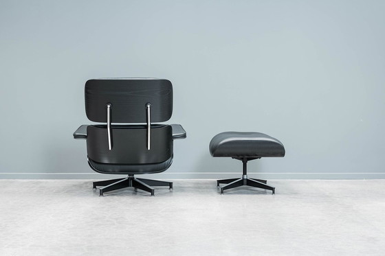 Image 1 of Eames Lounge Chair + Ottomane Xl