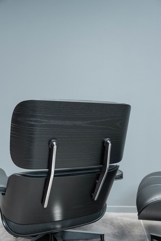 Image 1 of Eames Lounge Chair + Ottomane Xl