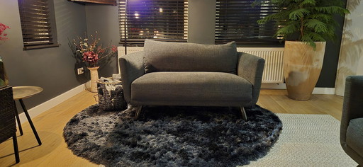 Design auf Lager Byen Loveseat