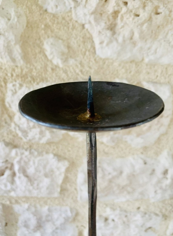 Image 1 of Französischer, brutalistischer Stil, zweiarmige, eiserne Kerzenständer, 2er-Set