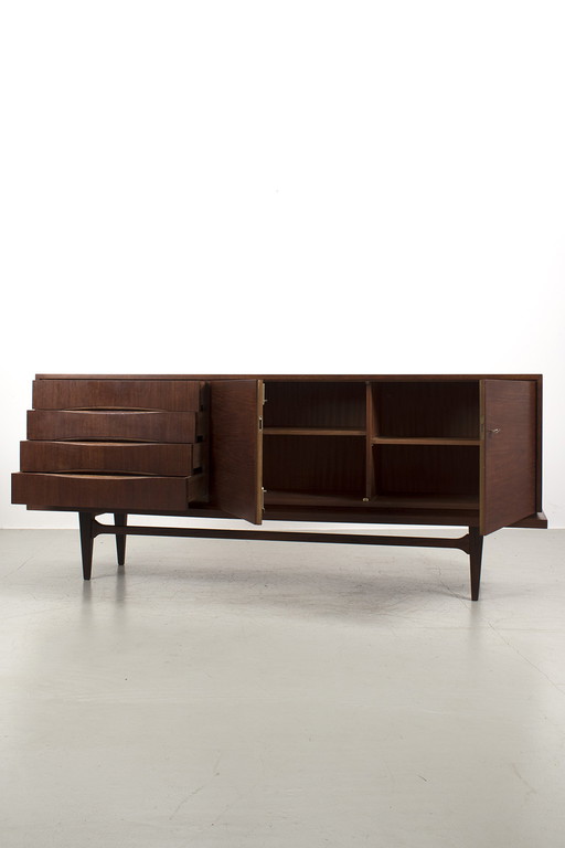 Sideboard aus Teakholz