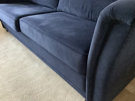 Bequemes 2 1/2-Sitzer Classic Sofa