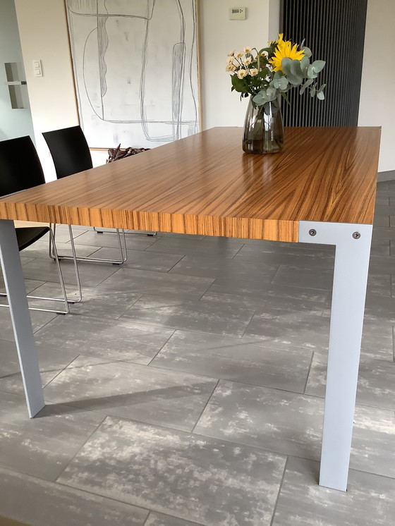 Image 1 of Desalto Tisch Liko Farbe:Zebrano Matt