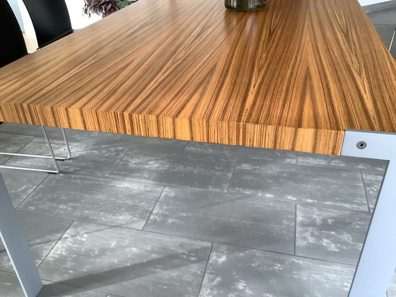 Image 1 of Desalto Tisch Liko Farbe:Zebrano Matt