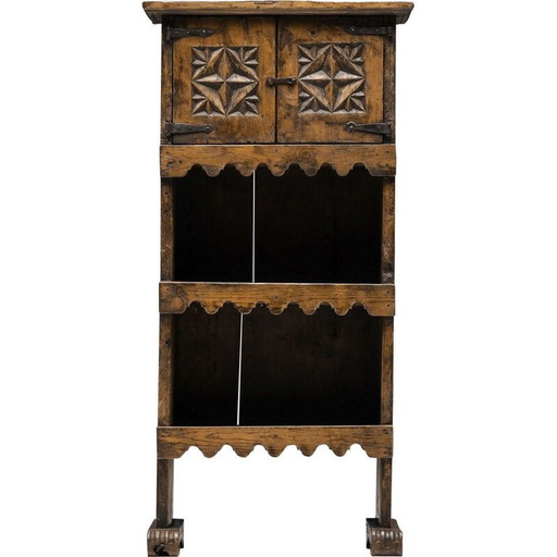 Rustikales bretonisches Highboard von Haut Savoie