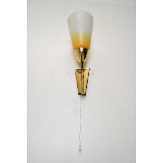 Image 1 of Klassische Wandleuchte aus Glas und Messing von Kamenicky Senov, Tschechisch 1960