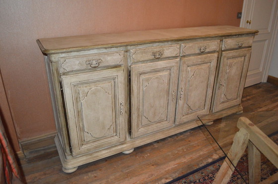 Image 1 of Sideboard mit einzigartiger Maltechnik