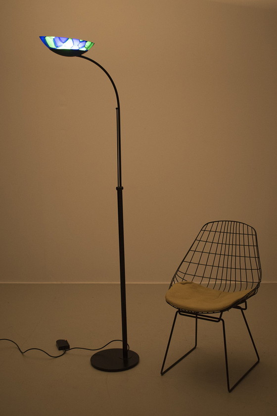 Image 1 of Vintage Stehlampe mit grünem und blauem Glas
