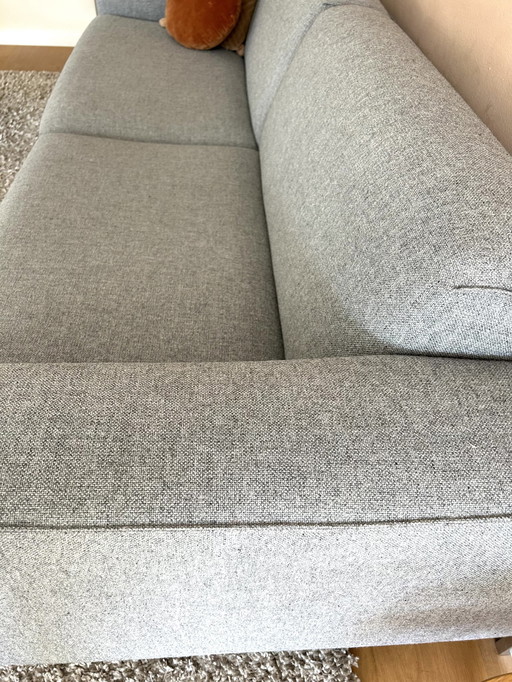 2x Design On Stock Aikon 4-Sitzer Sofa