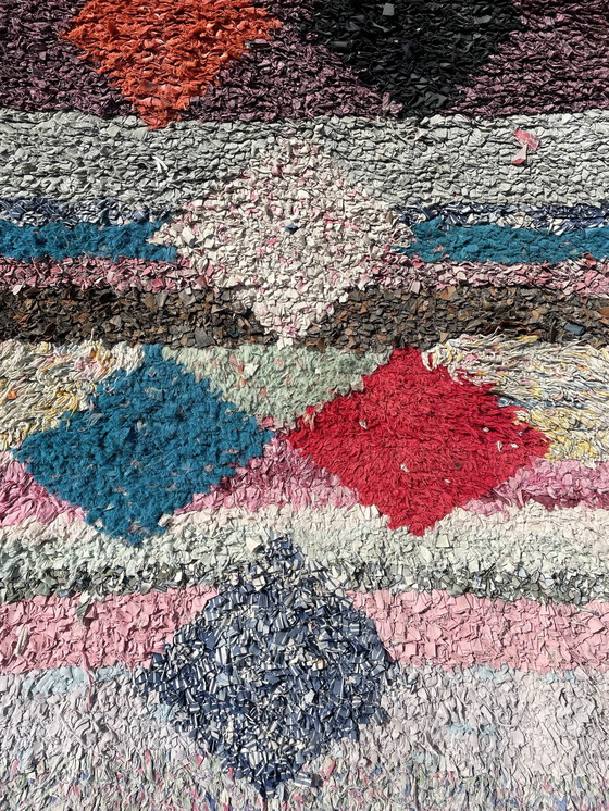 Image 1 of Traditioneller marokkanischer Berber-Couchtischteppich