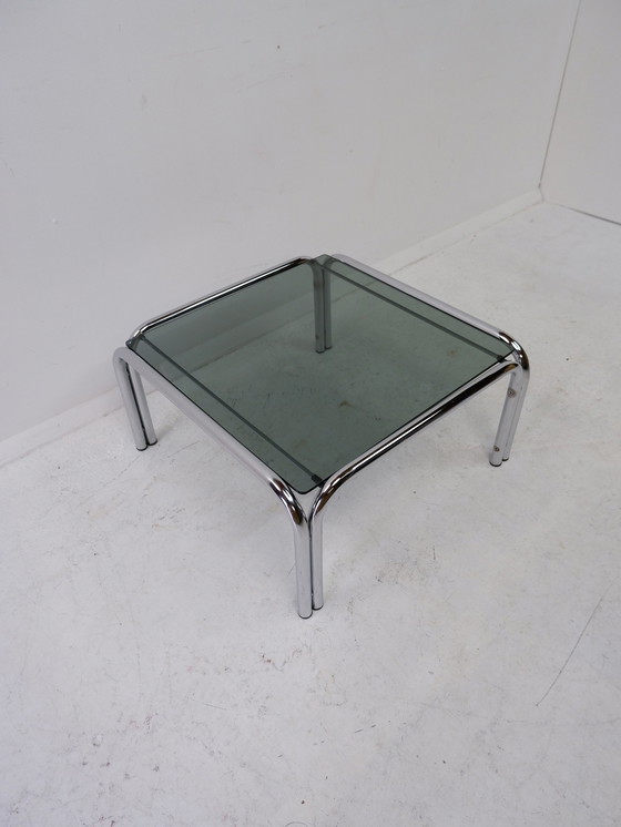 Image 1 of Couchtisch mit Rohrgestell und Glasplatte