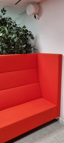 2X Deberenn Cara Akustikbank Highline 2,5 Sitzer Rot