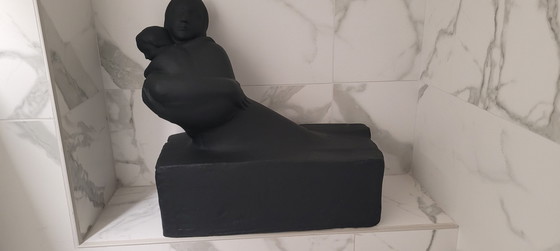 Image 1 of Georges Minne. Moeder En Kind, Gips